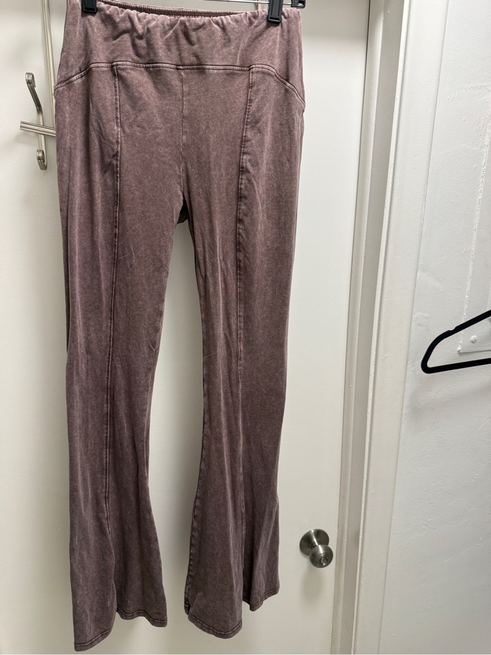 Women's Mauve Stretch Flare Pants